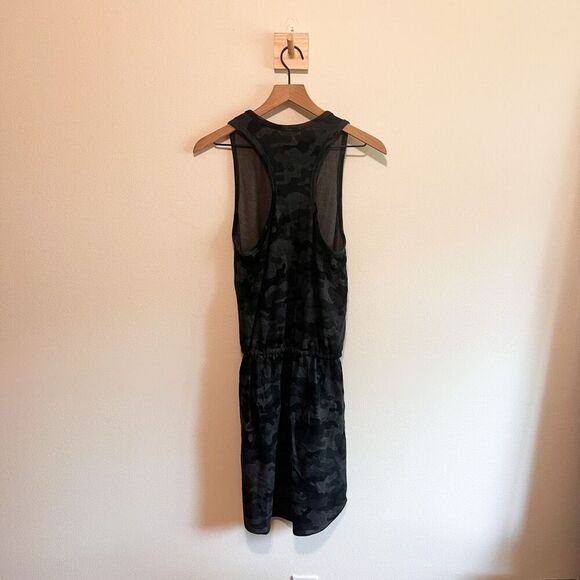 Evereve Sundry Weekender Camo Dress Size S - Picture 6 of 8